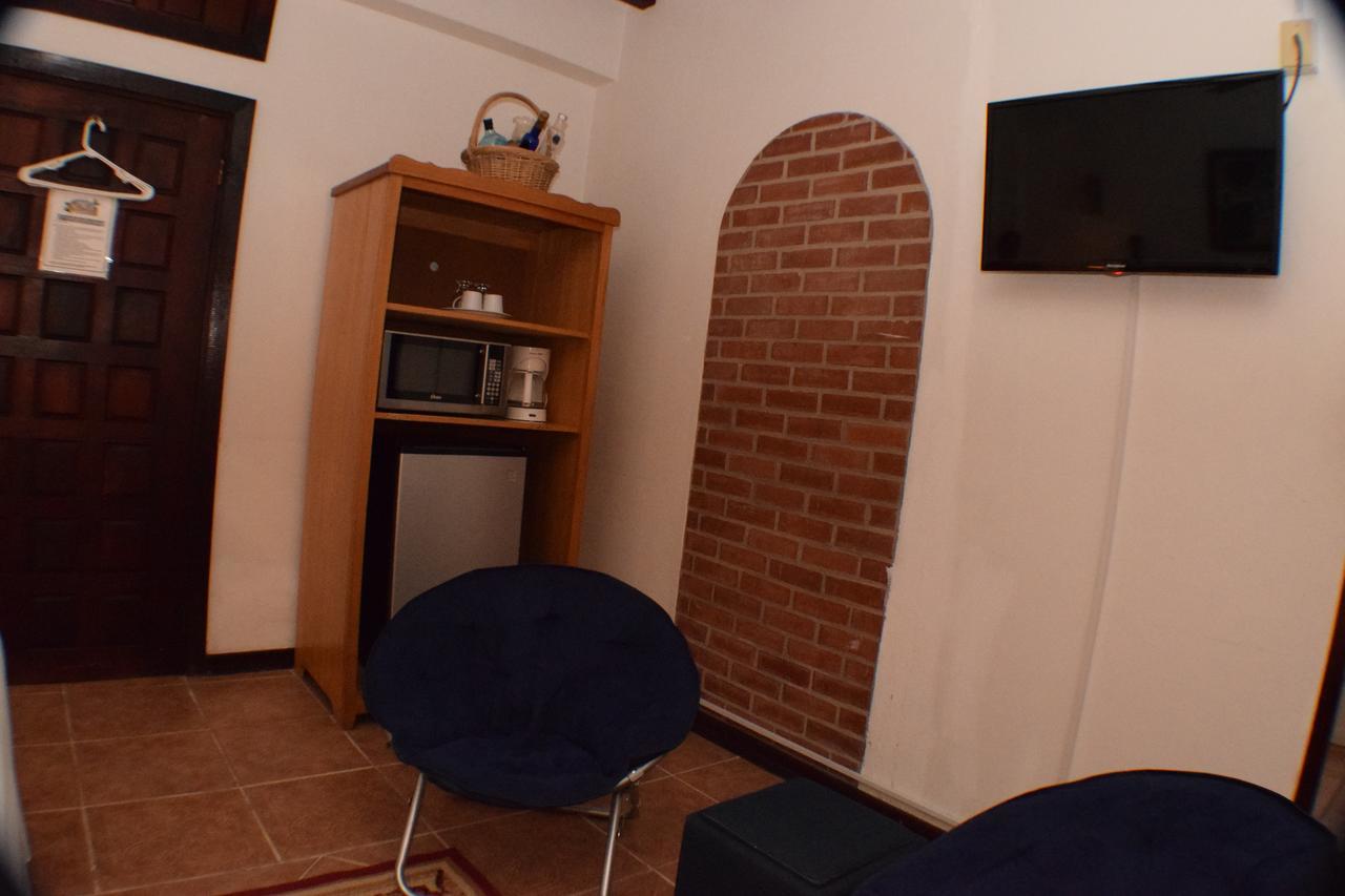Martha'S Guesthouse San Ignacio Phòng bức ảnh