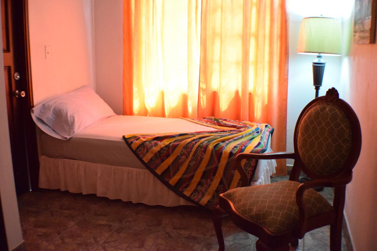 Martha'S Guesthouse San Ignacio Phòng bức ảnh