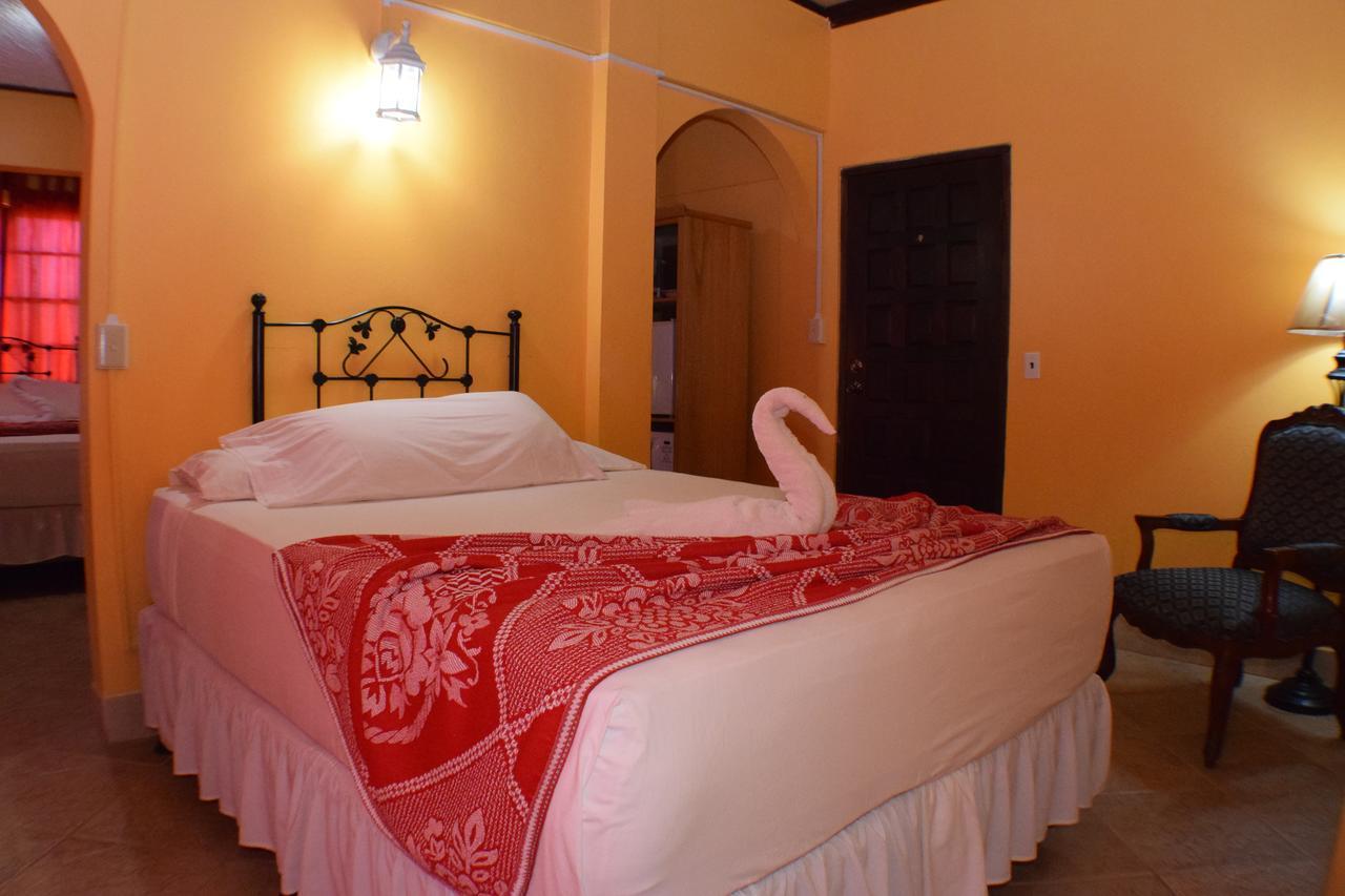 Martha'S Guesthouse San Ignacio Phòng bức ảnh